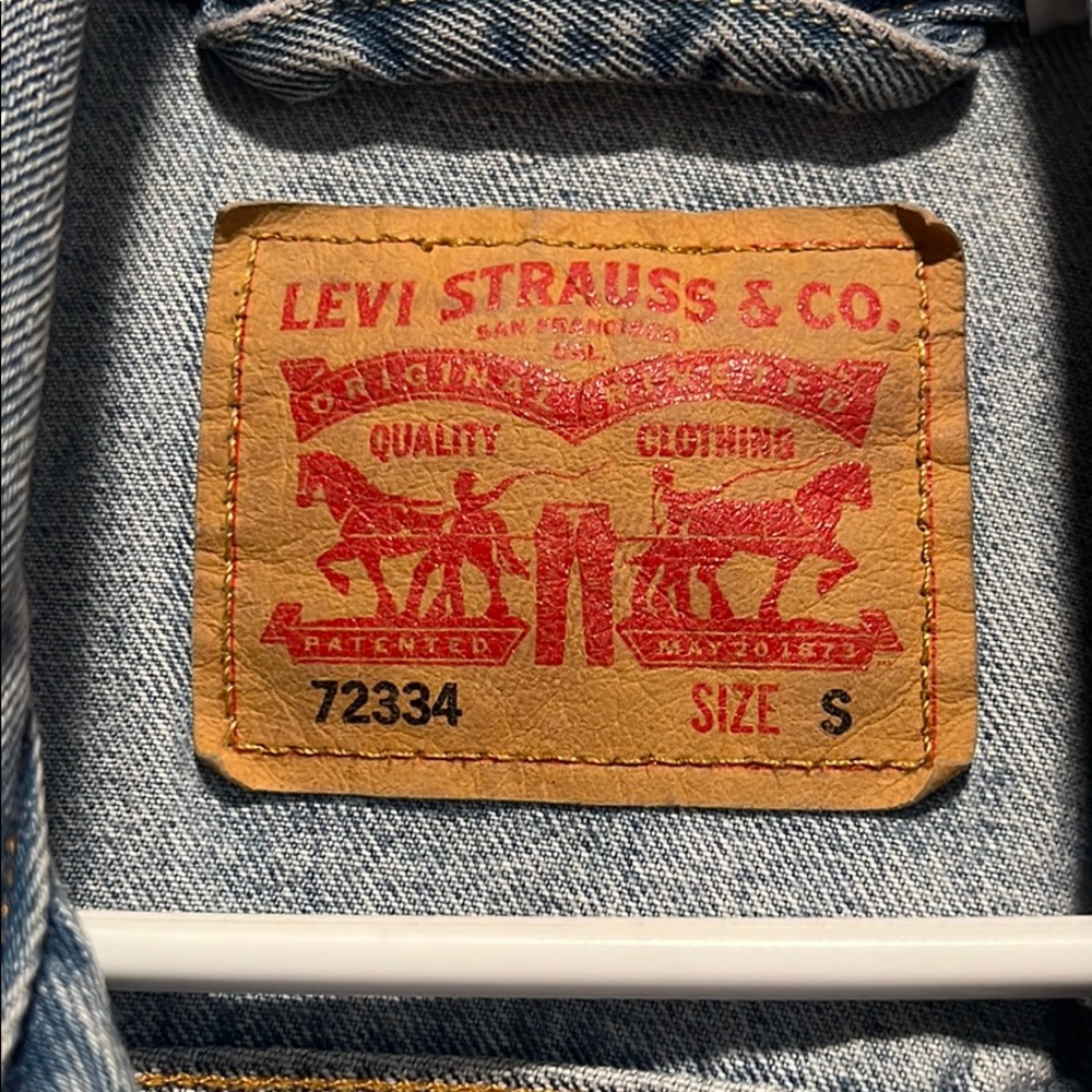 Levis trucker jacket - Picture 3 of 5